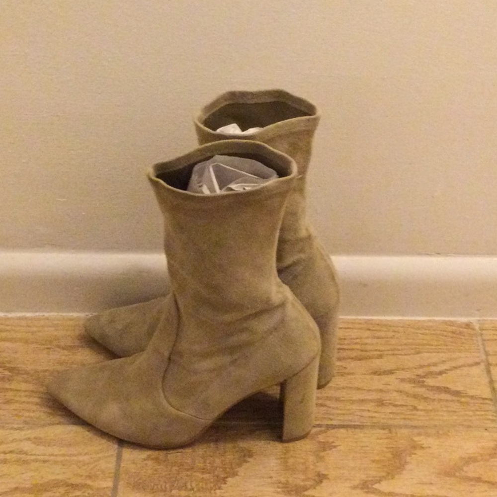 Stuart Weizmann Ankle High Boots., Barely Worn. - image 2